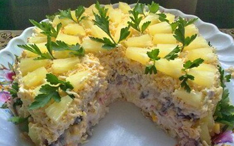 Рецепты салатов с курицей и ананасами Рецепты салатов с курицей и ананасами