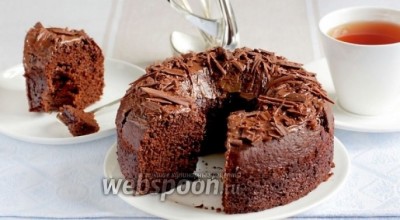 Супер-влажный шоколадный пирог (без яиц)